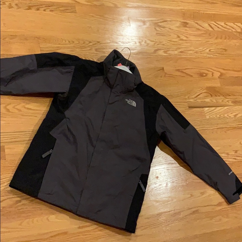 North Face Boys Windbreaker with hood